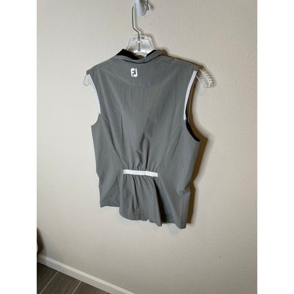 Footjoy lightweight vest - Picture 2 of 2